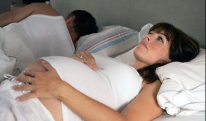 Как бороться с бессонницей во время беременности